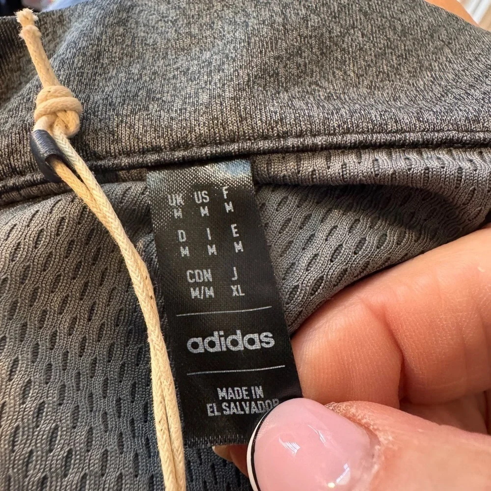 Adidas Men's Charcoal Gray Quarter-Zip LEO golf shirt NWT